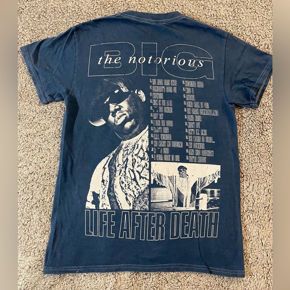 **NEW**Licensed Notorious B.I.G. "Life After Death" Graphic T-shirt Small/Medium - Picture 4 of 8